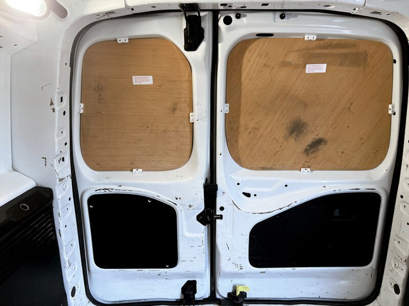 Used Peugeot Partner 2021 for sale - 76245556: Photo 20