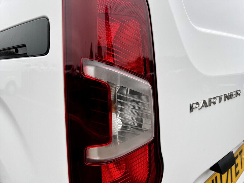 Used Peugeot Partner 2021 for sale - 76245556: Photo 29