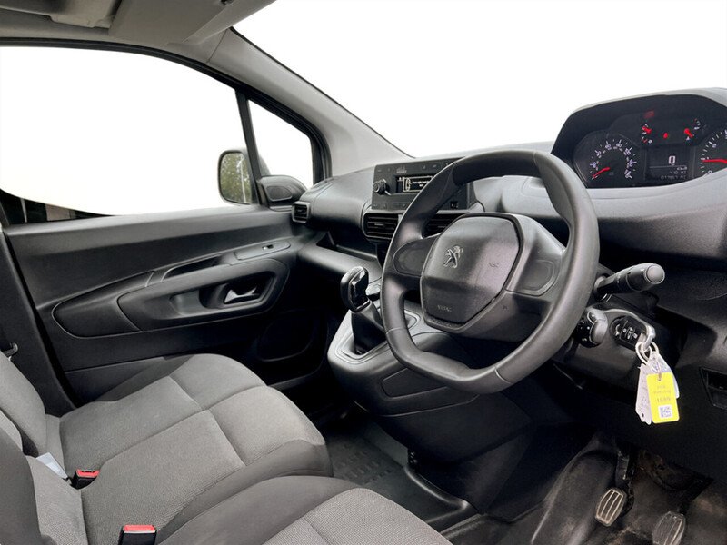 Used Peugeot Partner 2021 for sale - 76245556: Photo 31