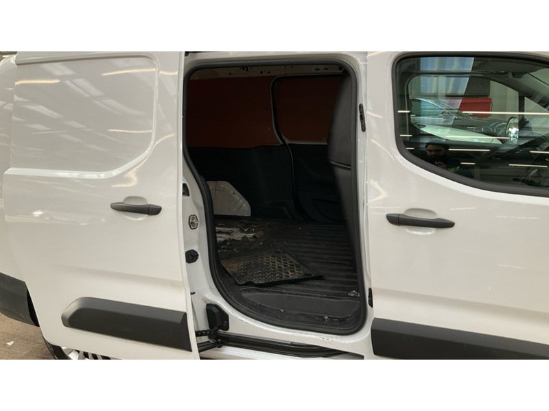 Used Toyota ProAce 2023 for sale - 77976779: Photo 13