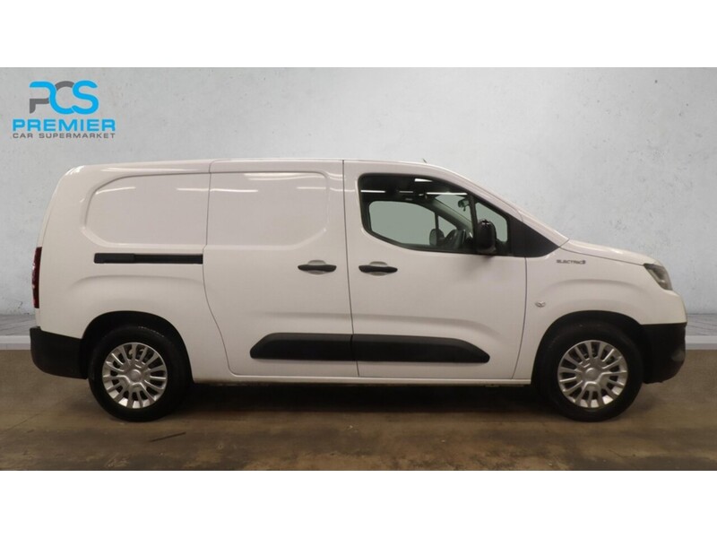 Used Toyota ProAce 2023 for sale - 77976779: Photo 3