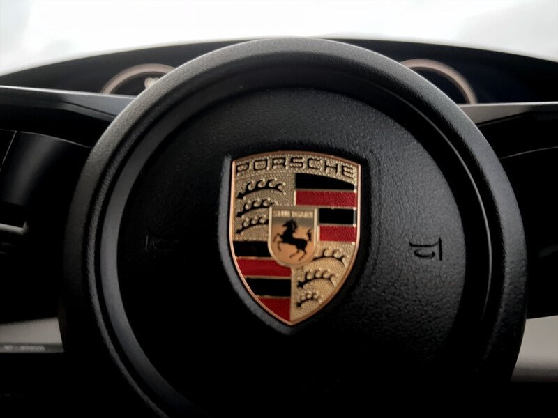 Used Porsche Taycan 2021 for sale - 76450359: Photo 32