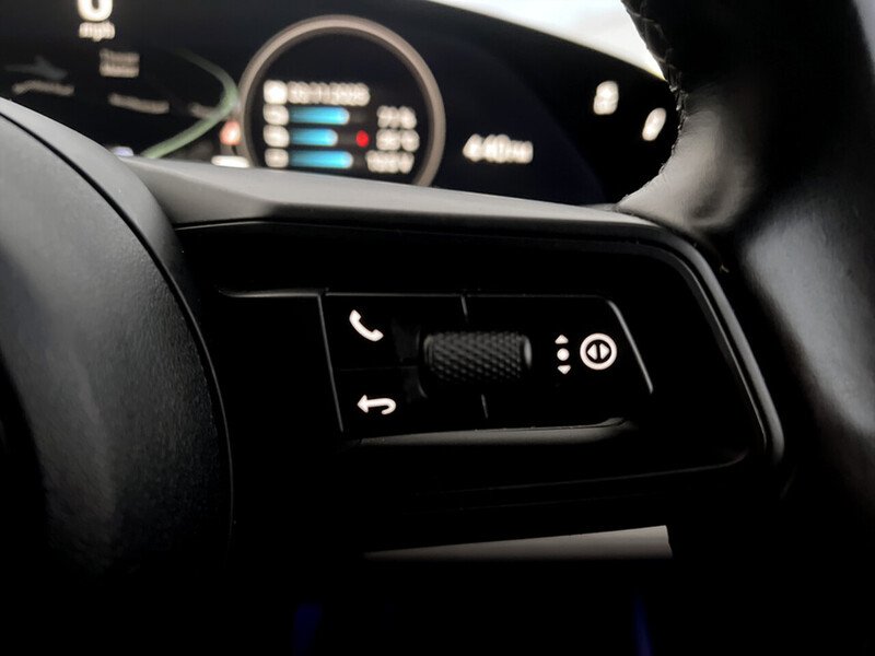 Used Porsche Taycan 2021 for sale - 76450359: Photo 33