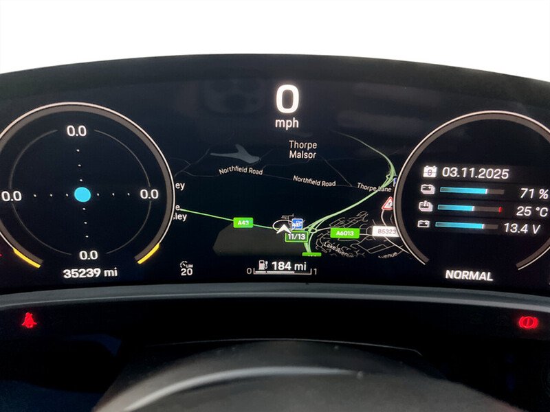 Used Porsche Taycan 2021 for sale - 76450359: Photo 35