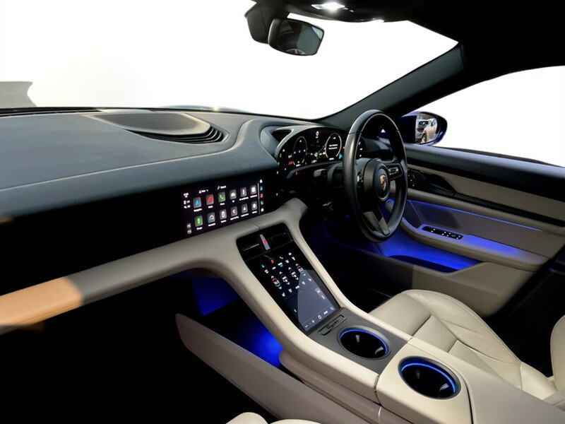 Used Porsche Taycan 2021 for sale - 76450359: Photo 38