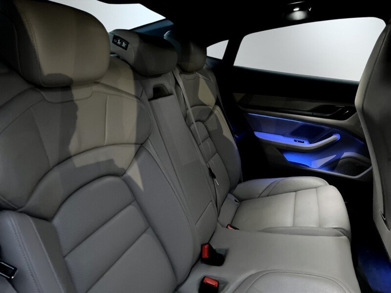 Used Porsche Taycan 2021 for sale - 76450359: Photo 49