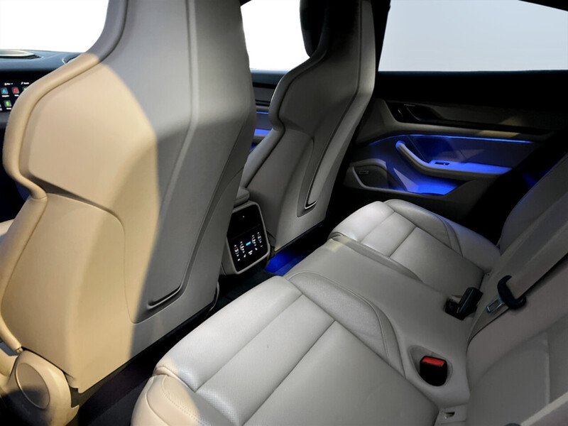 Used Porsche Taycan 2021 for sale - 76450359: Photo 52