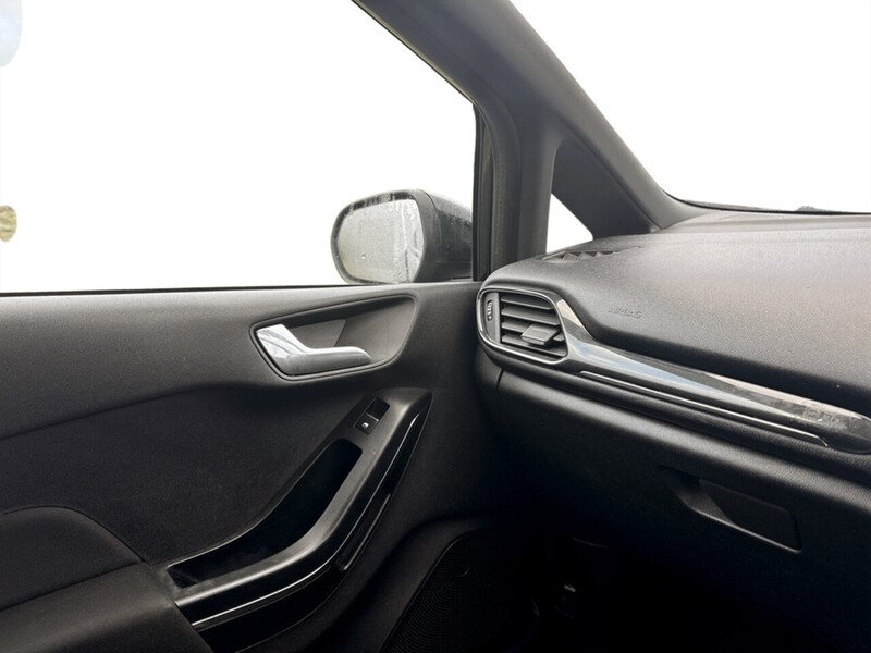 Used Ford Fiesta 2018 for sale - 77798516: Photo 32