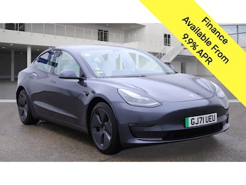 Tesla - Model 3