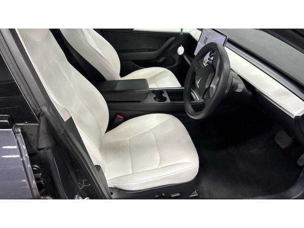 Used Tesla Model 3 2021 for sale - 76287976: Photo 4