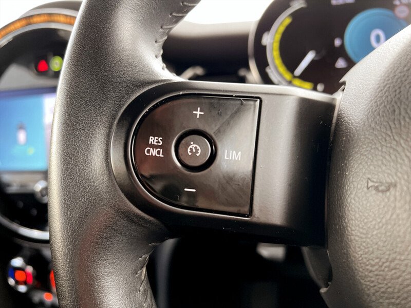 Used MINI Electric Hatch 2021 for sale - 76605251: Photo 29