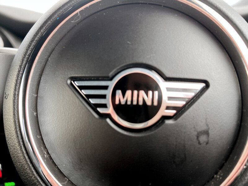 Used MINI Electric Hatch 2021 for sale - 76605251: Photo 30