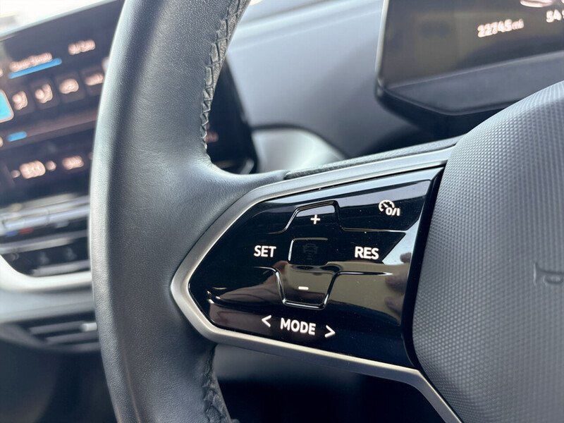 Used Volkswagen ID.4 2022 for sale - 77945248: Photo 30