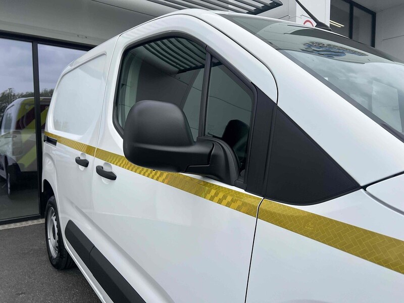 Vehicle 27
