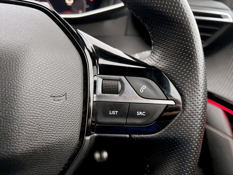 Used Peugeot 208 2023 for sale - 76934939: Photo 32