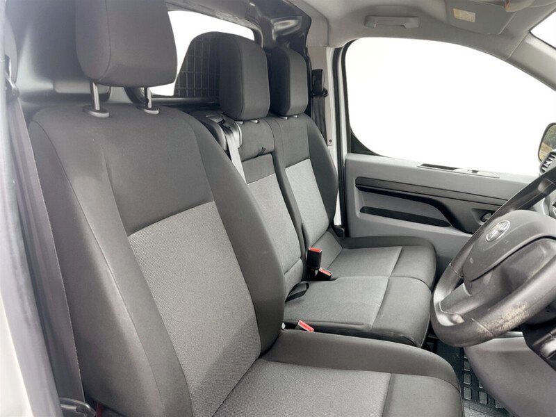 Used Toyota ProAce 2022 for sale - 76036648: Photo 12