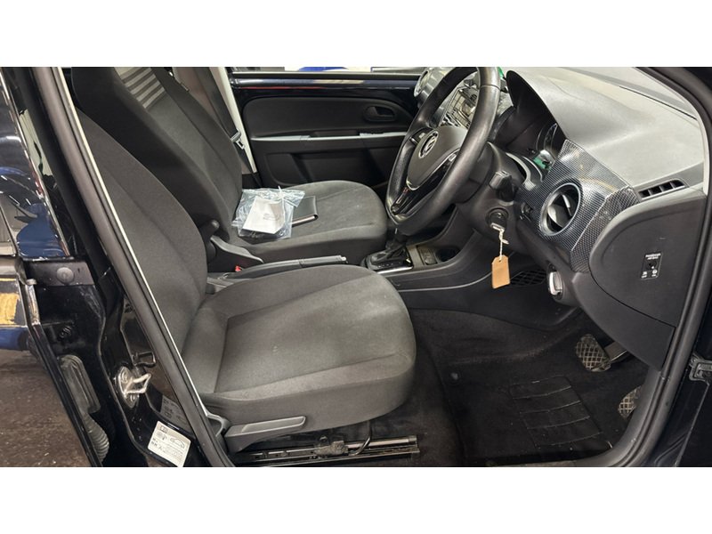 Used Volkswagen up! 2022 for sale - 76430536: Photo 4