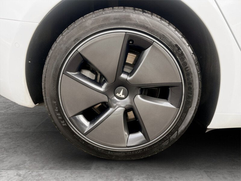 Used Tesla Model 3 2021 for sale - 76148309: Photo 10