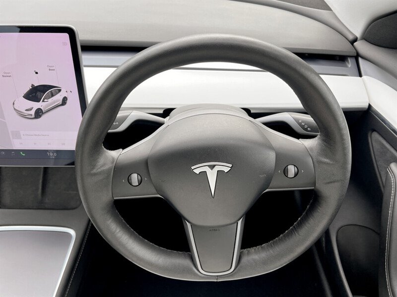 Used Tesla Model 3 2021 for sale - 76148309: Photo 30