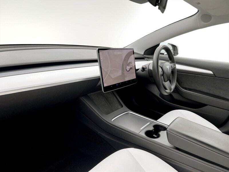 Used Tesla Model 3 2021 for sale - 76148309: Photo 41