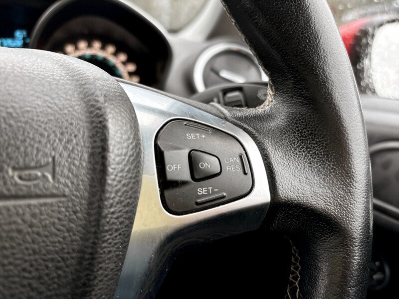 Used Ford Fiesta for sale - 77760605: Photo 31