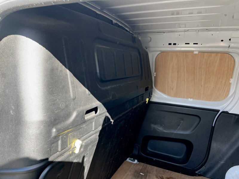 Used Peugeot Partner 2020 for sale - 76292213: Photo 18