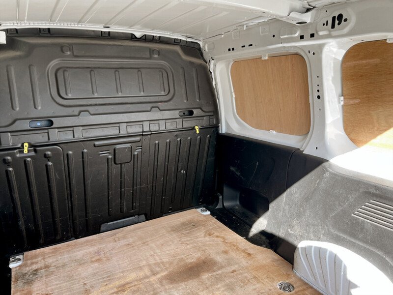 Used Peugeot Partner 2020 for sale - 76292213: Photo 27