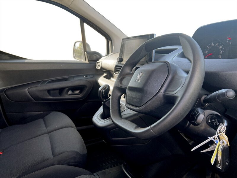 Used Peugeot Partner 2020 for sale - 76292213: Photo 31