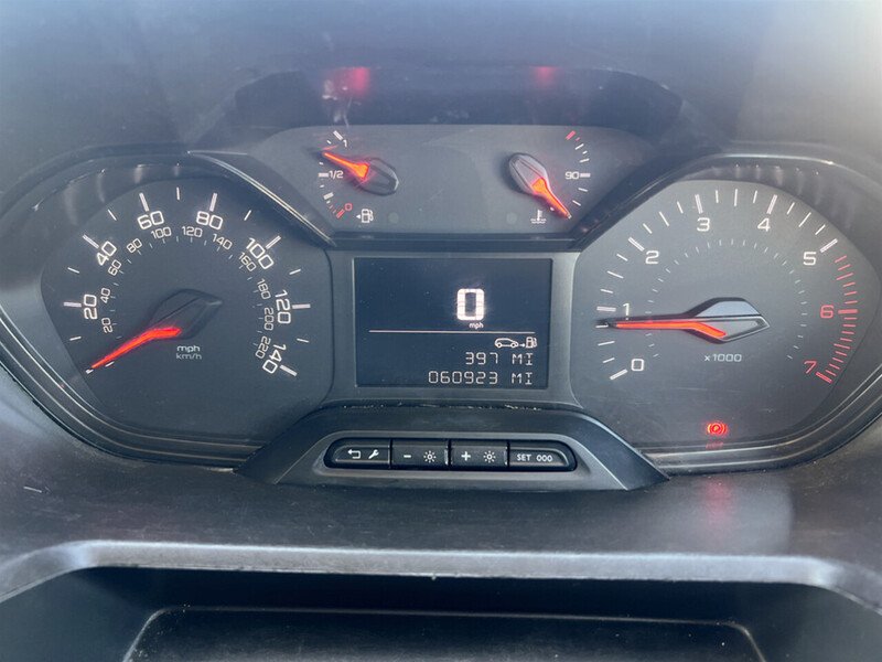 Used Peugeot Partner 2020 for sale - 76292213: Photo 34