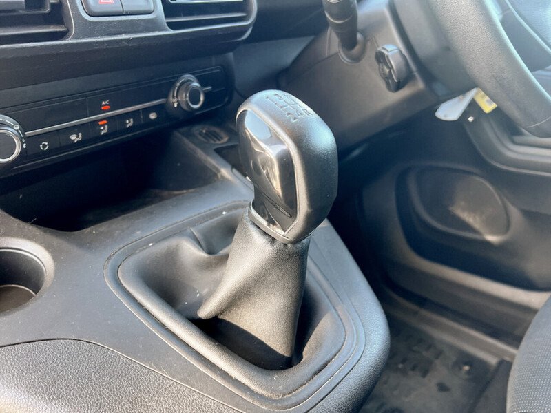 Used Peugeot Partner 2020 for sale - 76292213: Photo 39