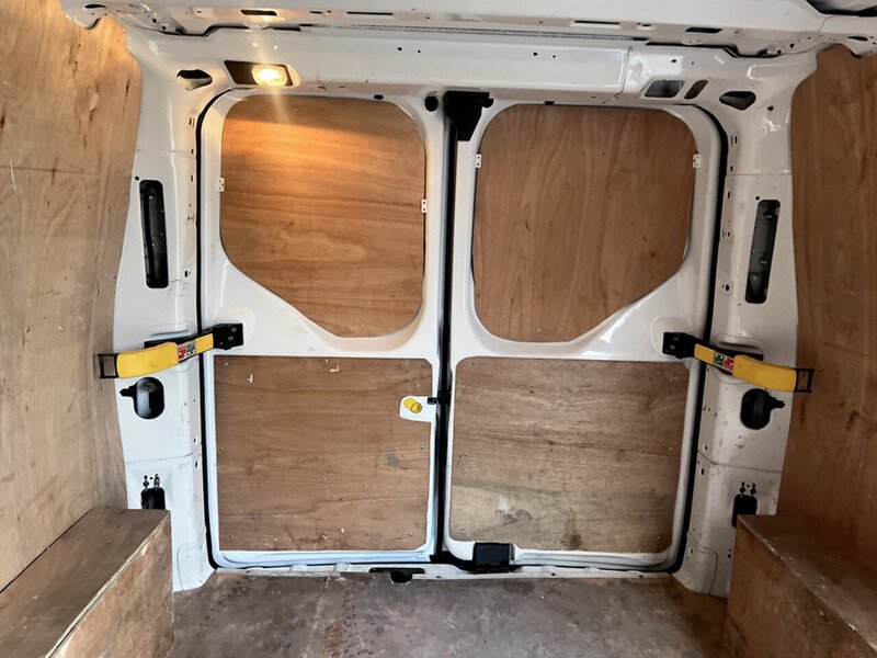 Used Ford Transit Custom 2020 for sale - 76918042: Photo 20