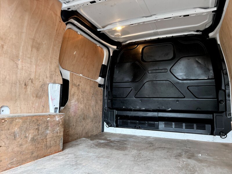 Used Ford Transit Custom 2020 for sale - 76918042: Photo 26
