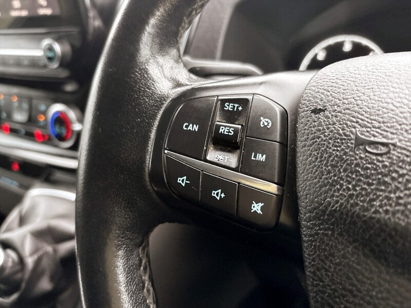 Used Ford Transit Custom 2020 for sale - 77640114: Photo 32