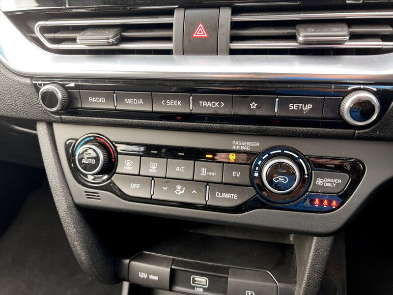 Used Kia Niro 2021 for sale - 77011635: Photo 40