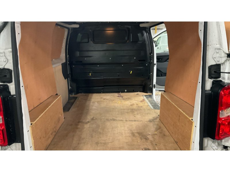 Used Vauxhall Vivaro 2022 for sale - 77720614: Photo 7