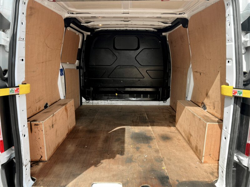 Used Ford Transit Custom 2020 for sale - 76320272: Photo 25