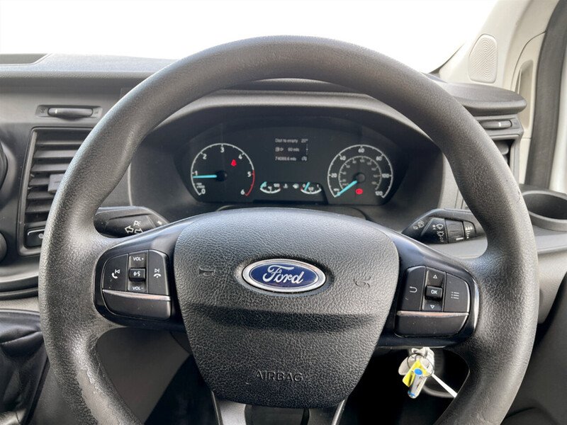 Used Ford Transit Custom 2020 for sale - 76320272: Photo 32