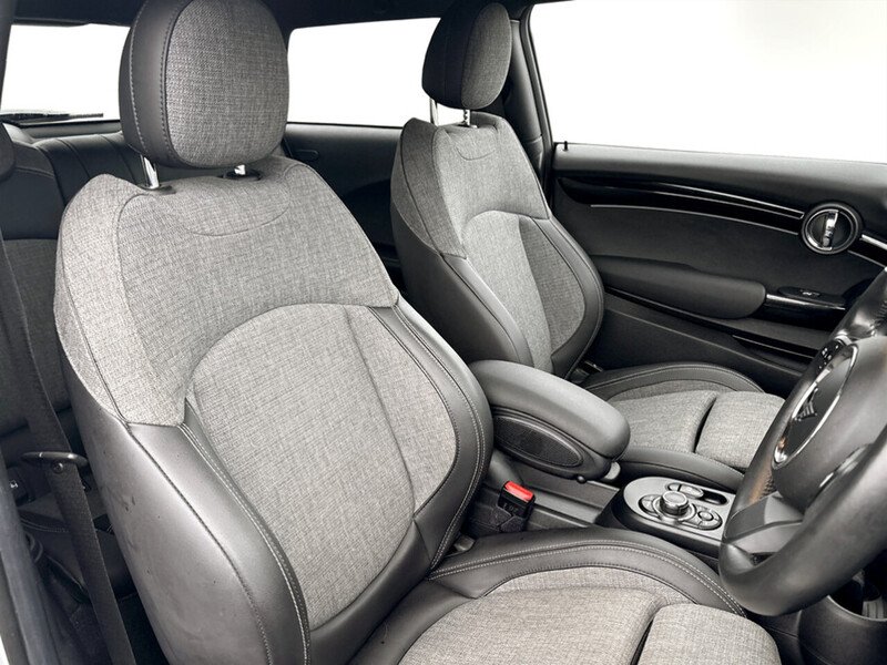 Used MINI Hatch 2021 for sale - 77208531: Photo 9