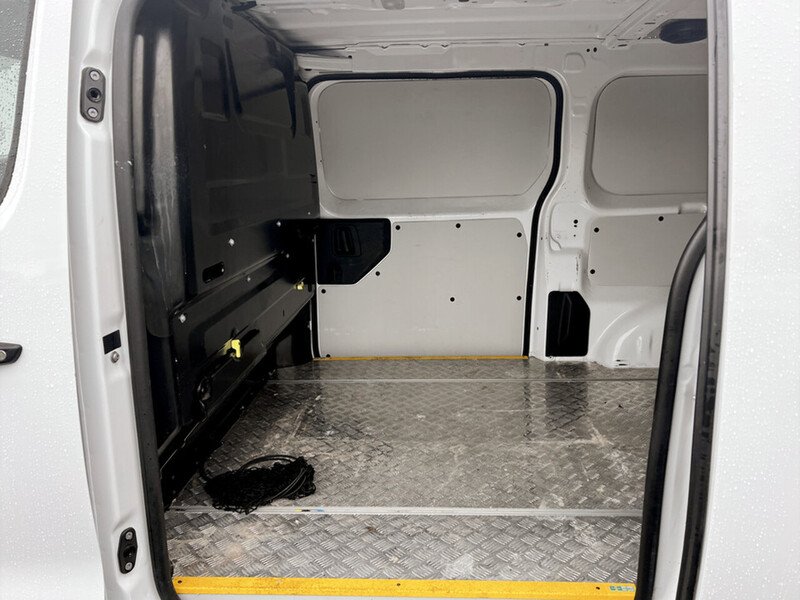 Used Peugeot Expert 2022 for sale - 77024027: Photo 20