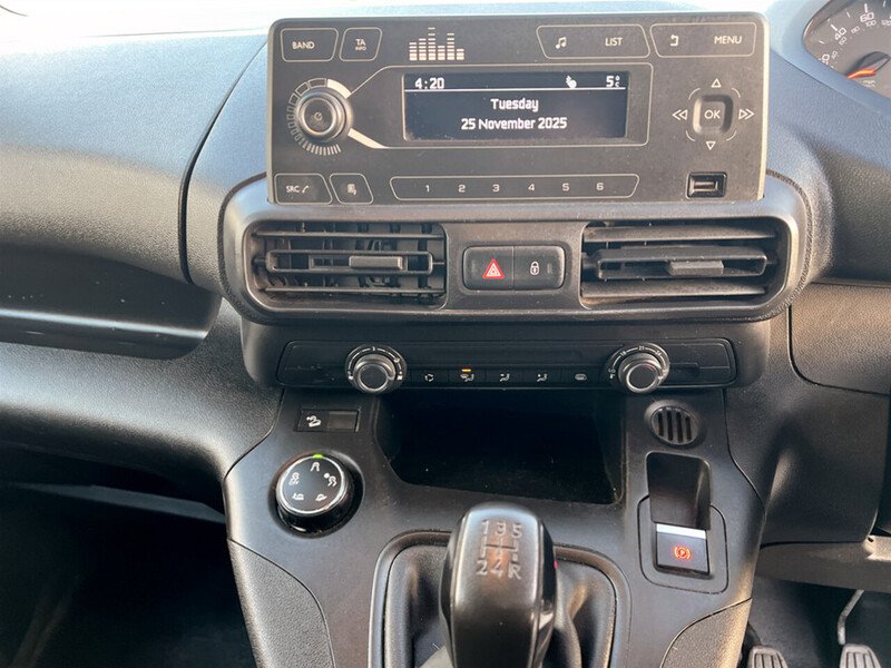 Used Peugeot Partner 2021 for sale - 76712118: Photo 36