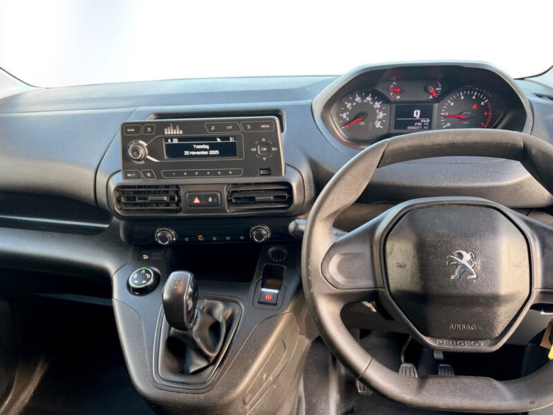 Used Peugeot Partner 2021 for sale - 76712118: Photo 9