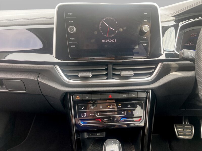 Used Volkswagen T-Roc 2022 for sale - 76643052: Photo 32