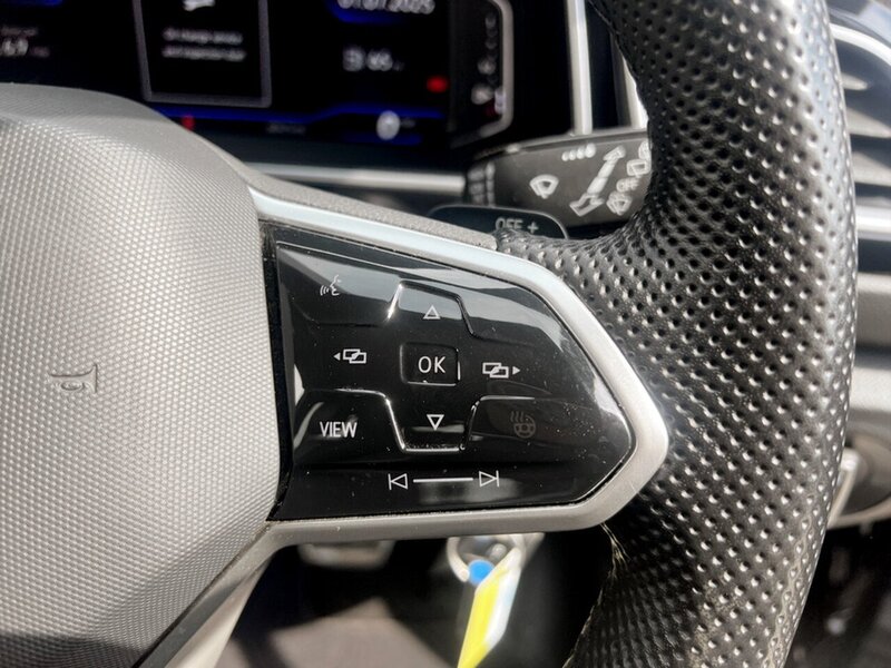 Used Volkswagen T-Roc 2022 for sale - 76643052: Photo 39