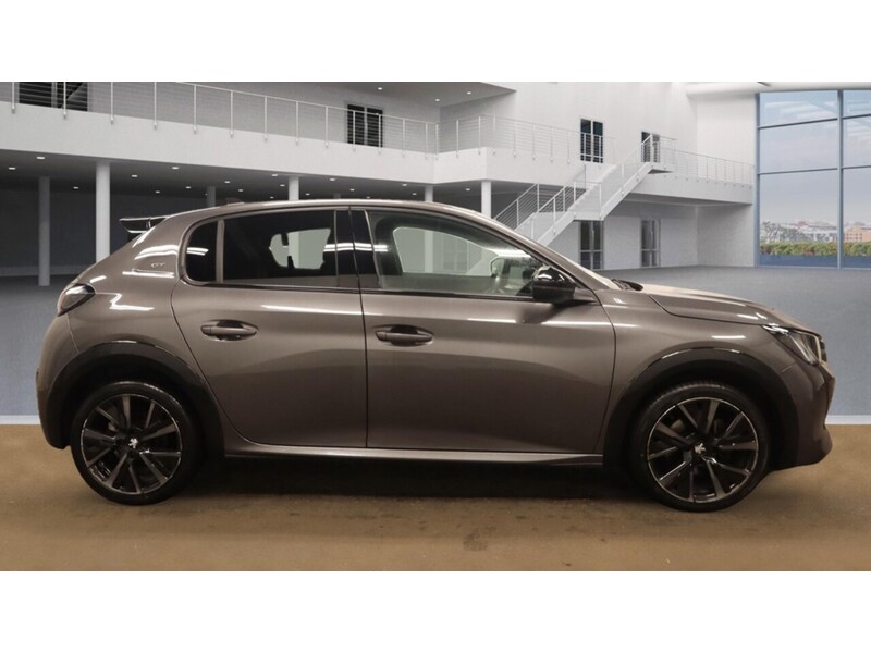 Used Peugeot 208 2023 for sale - 76896532: Photo 3