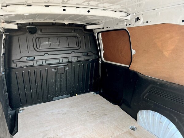 Used Vauxhall Combo 2020 for sale - 76141960: Photo 27