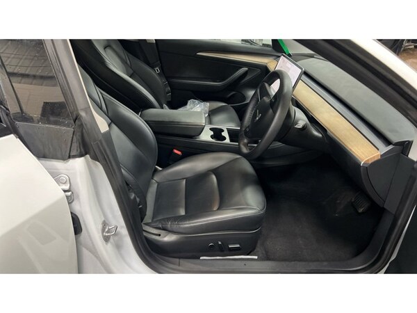Used Tesla Model 3 2021 for sale - 76287981: Photo 4