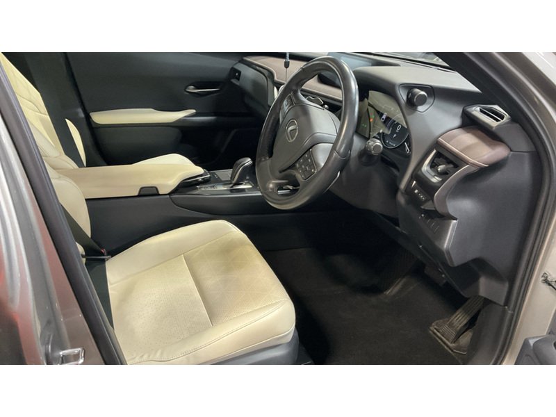 Used Lexus UX 2021 for sale - 77474496: Photo 4