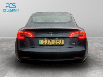 Used Tesla Model 3 2021 for sale - 76877315: Photo