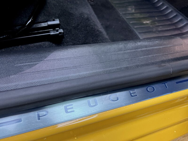 Used Peugeot E-208 2022 for sale - 76638670: Photo 19