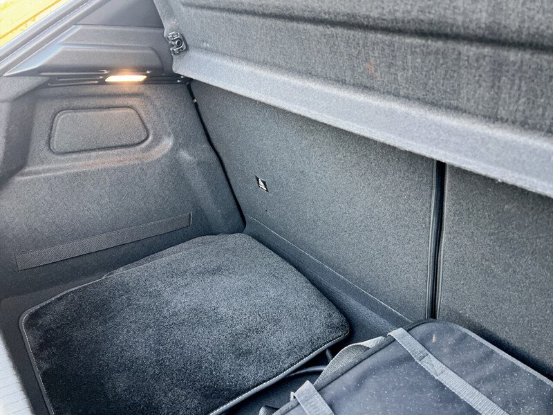 Used Peugeot E-208 2022 for sale - 76638670: Photo 24